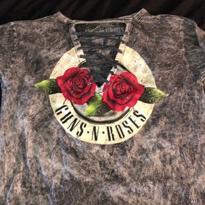 A fancy Guns N Roses shirt
